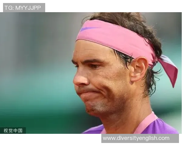 沙尔克04陷入保级泥潭，再遭失利形势堪忧