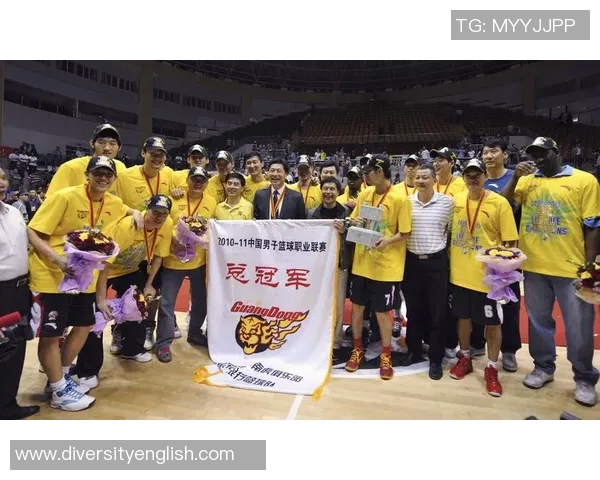 齐麟崛起:年轻球员如何在篮球赛场上书写自己的传奇故事