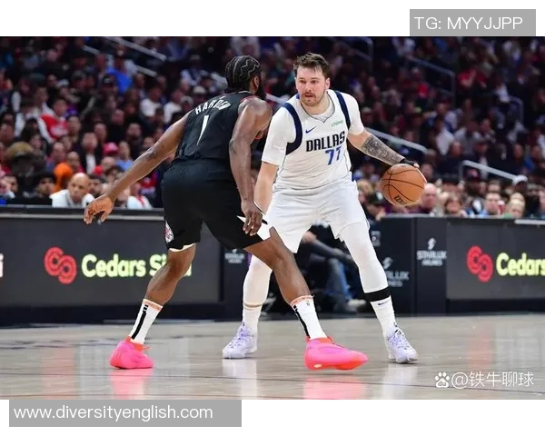 黄蜂与独行侠精彩对决视频回顾分析全场亮点及精彩瞬间分享 黄蜂与独行侠精彩对决视频回顾分析全场亮点及精彩瞬间分享