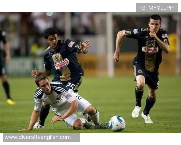 洛杉矶对决白帽温哥华精彩赛事回顾与分析